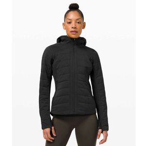 Lululemon Another Mile Jacket / Size 4 / Black Run Insulated Reflective Hooded
